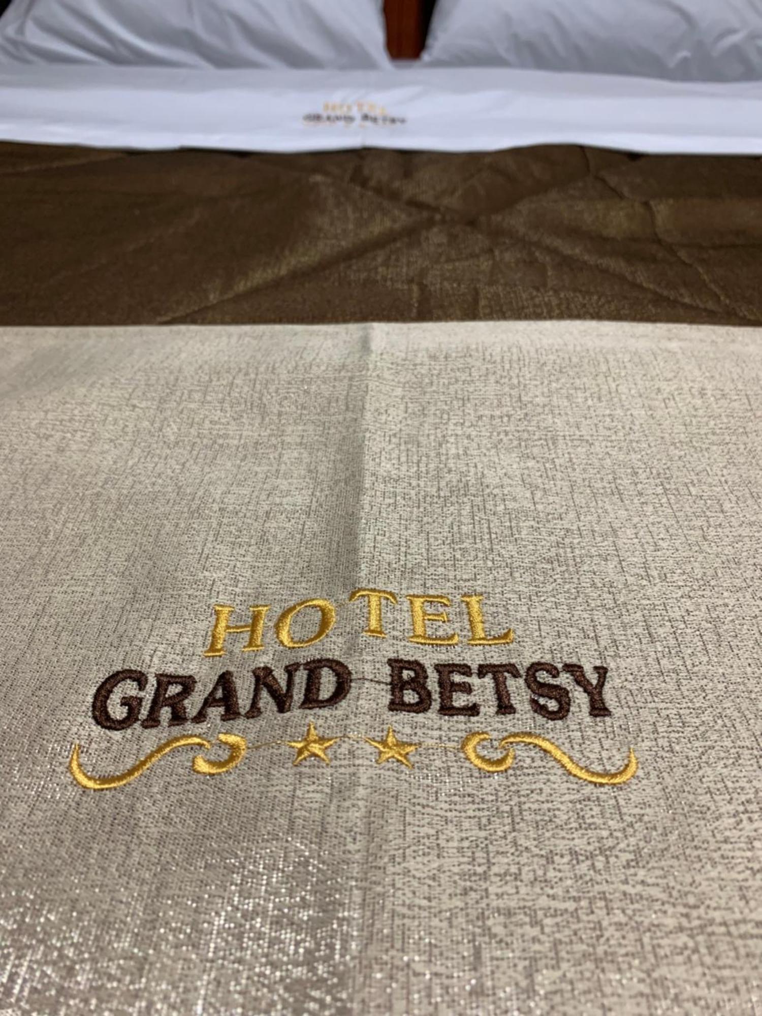 Grand Hotel Betsy Lima Ngoại thất bức ảnh